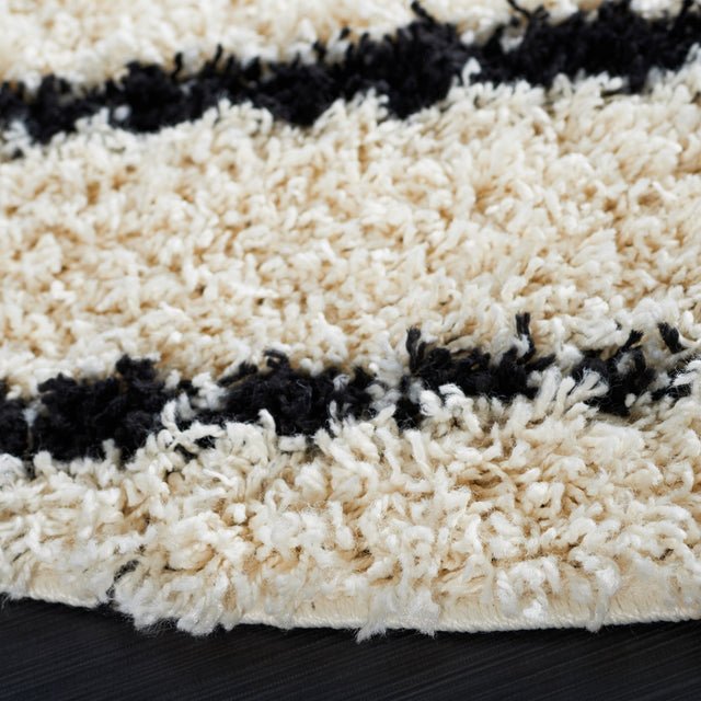 Safavieh Venus Shag Vns603A Ivory/Black Rug.