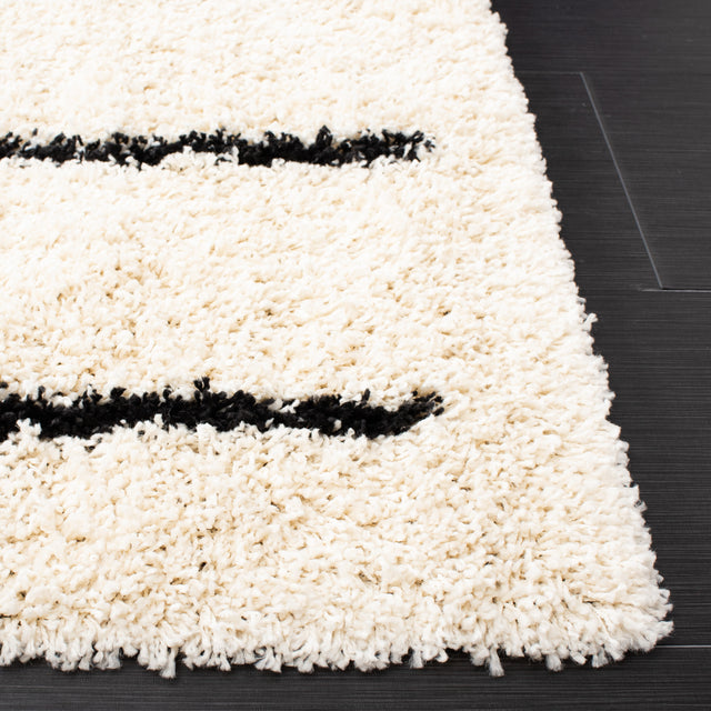 Safavieh Venus Shag Vns604A Ivory/Black Rug.
