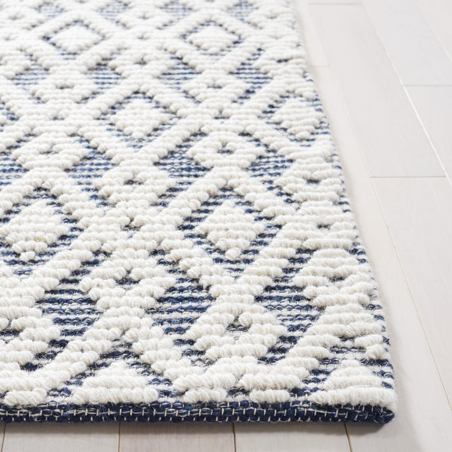 Safavieh Vermont Vrm102N Ivory/Navy Rug.