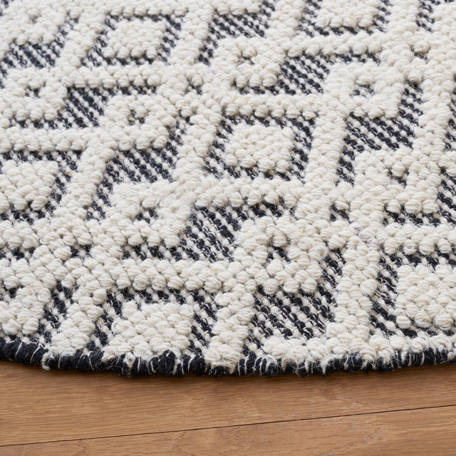 Safavieh Vermont Vrm102Z Ivory/Black Rug.