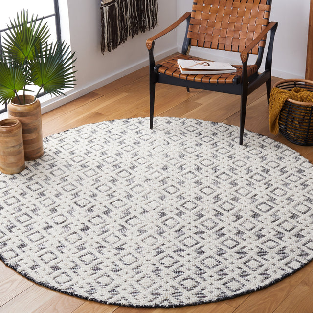 Safavieh Vermont Vrm102Z Ivory/Black Rug.