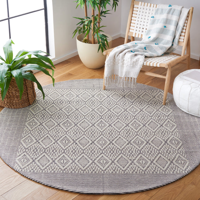 Safavieh Vermont Vrm155Z Ivory/Black Rug.