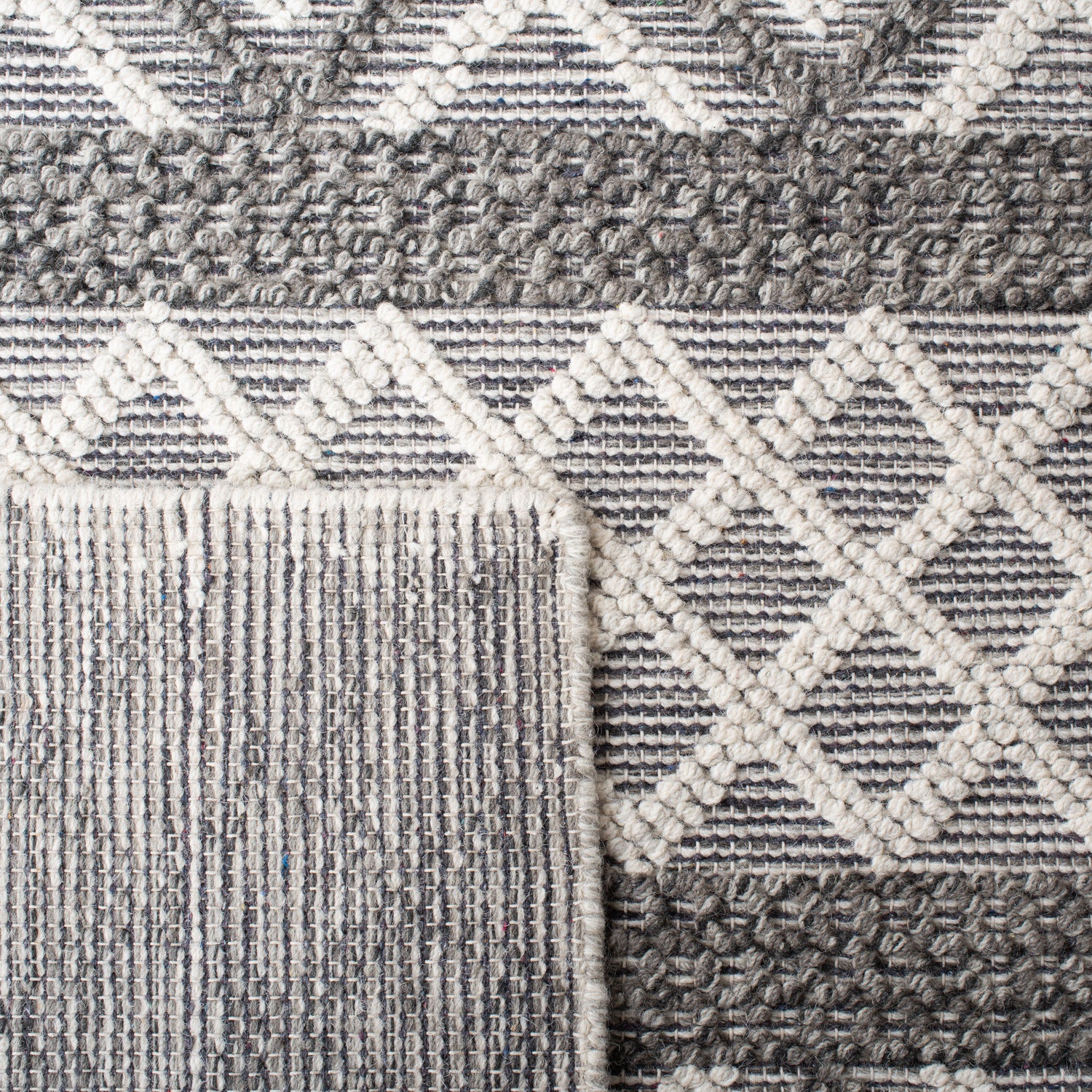 Safavieh Vermont Vrm211H Ivory/Dark Grey Rugs.