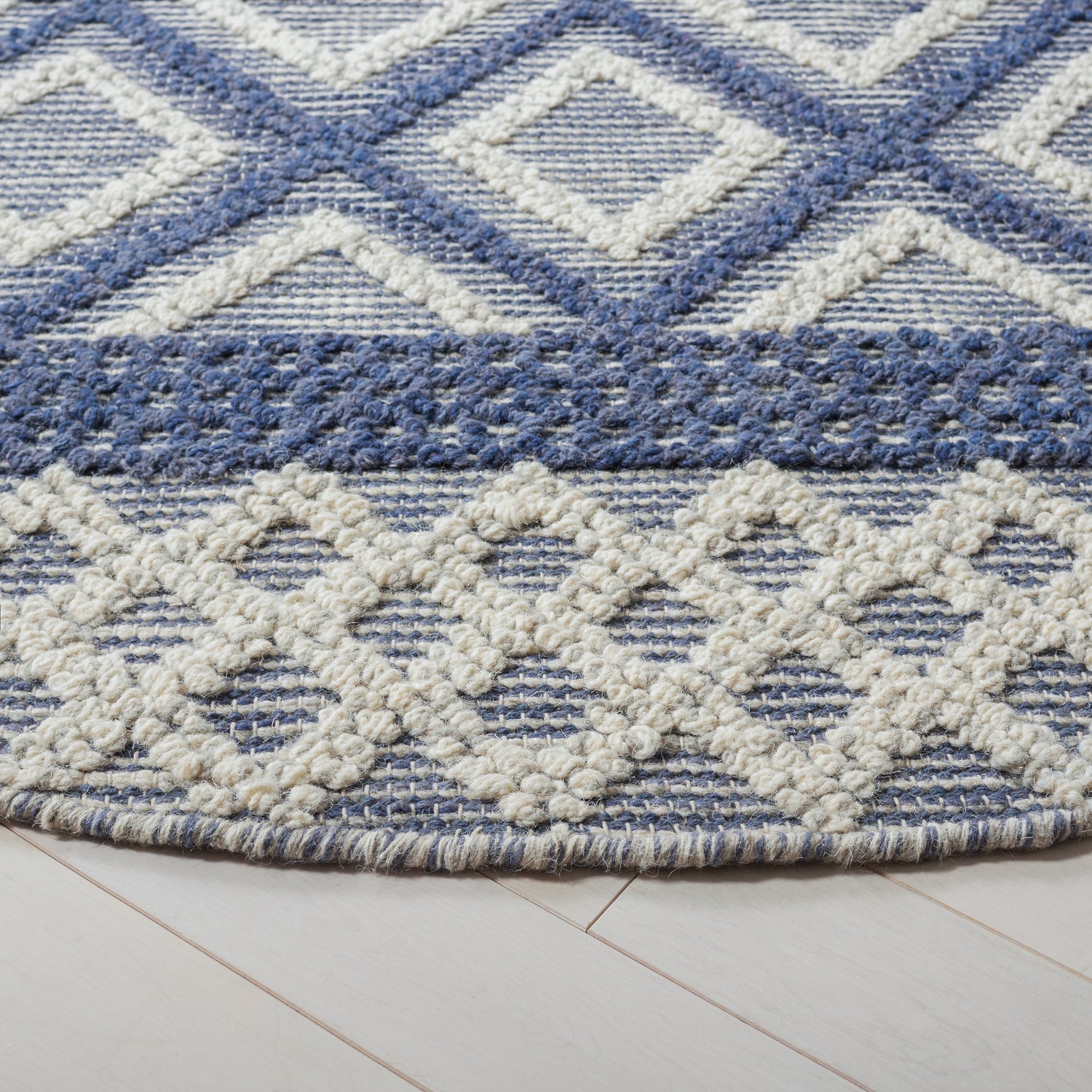 Safavieh Vermont Vrm211N Ivory/Blue Rugs.