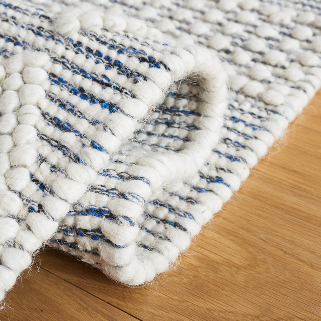 Safavieh Vermont Vrm251M Ivory/Blue Rug.