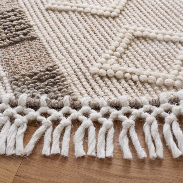 Safavieh Vermont Vrm253T Ivory/Brown Rug.