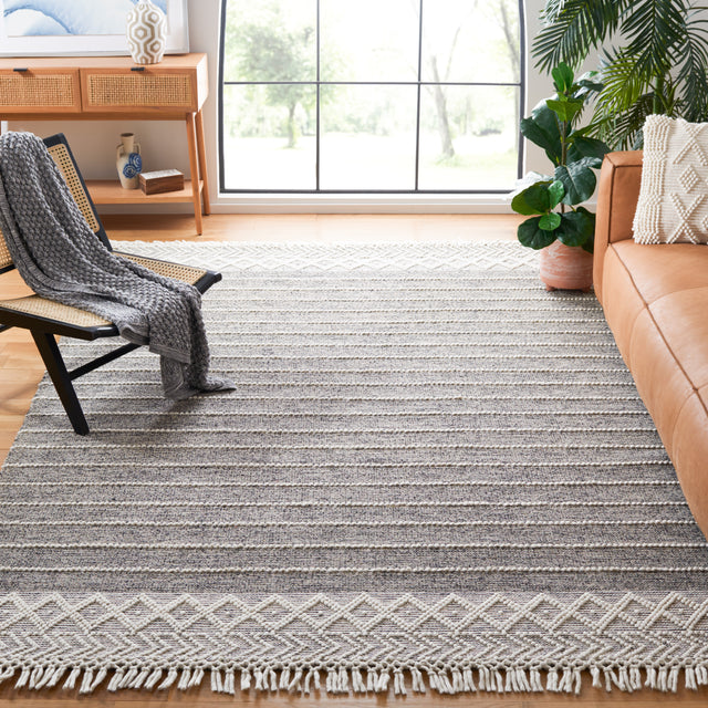 Safavieh Vermont Vrm254Z Black/Ivory Rug.
