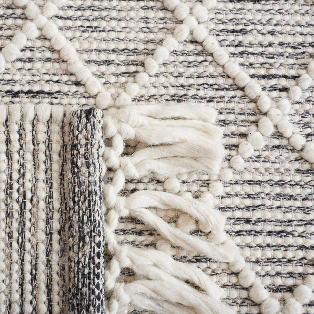 Safavieh Vermont Vrm256F Grey/Ivory Rug.