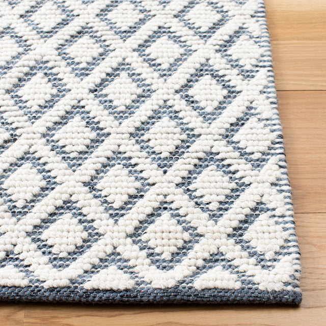 Safavieh Vermont Vrm304M Ivory/Blue Rug.