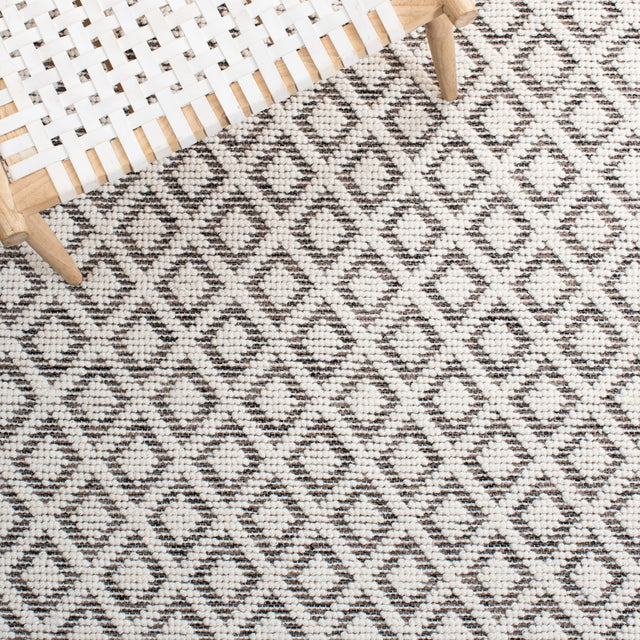 Safavieh Vermont Vrm304T Ivory/Brown Rug.