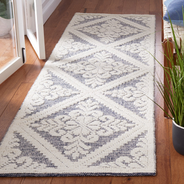 Safavieh Vermont Vrm306N Ivory/Navy Rug.
