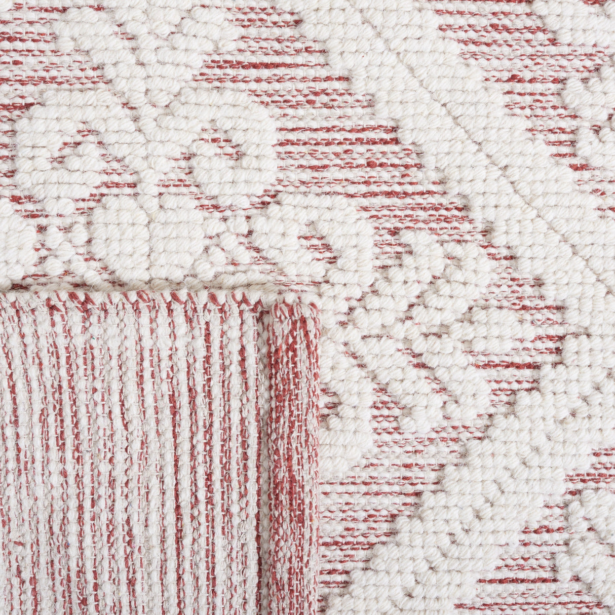 Safavieh Vermont Vrm306Q Ivory/Red Rug.