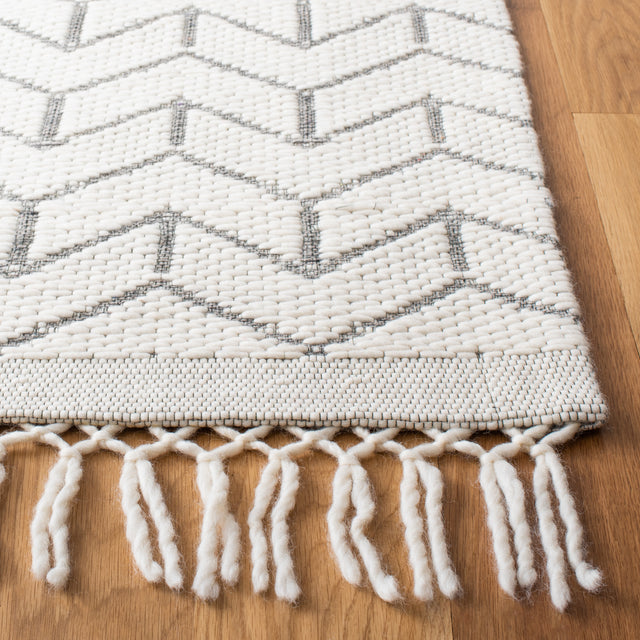 Safavieh Vermont Vrm310A Ivory Rug.