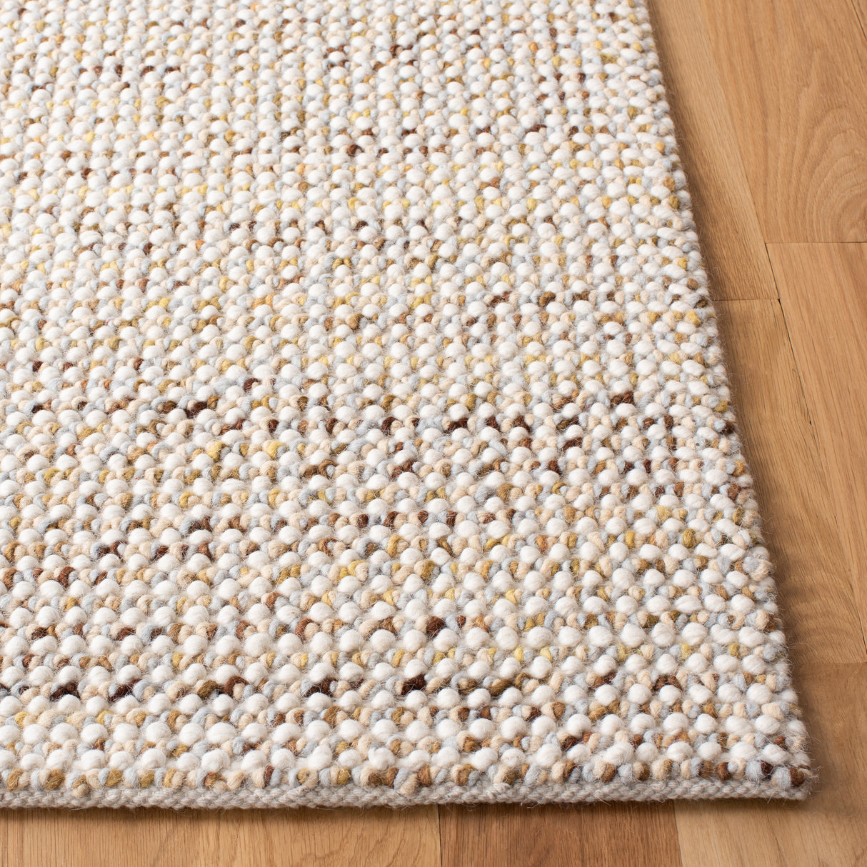 Safavieh Vermont Vrm401G Ivory/Silver Rugs.