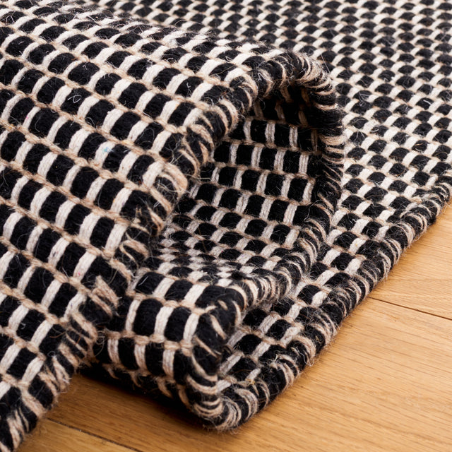 Safavieh Vermont Vrm807Z Black Rug.