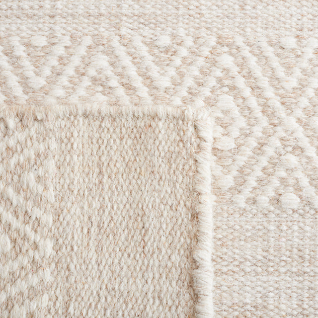 Safavieh Vermont Vrm903A Ivory/Beige Rug.