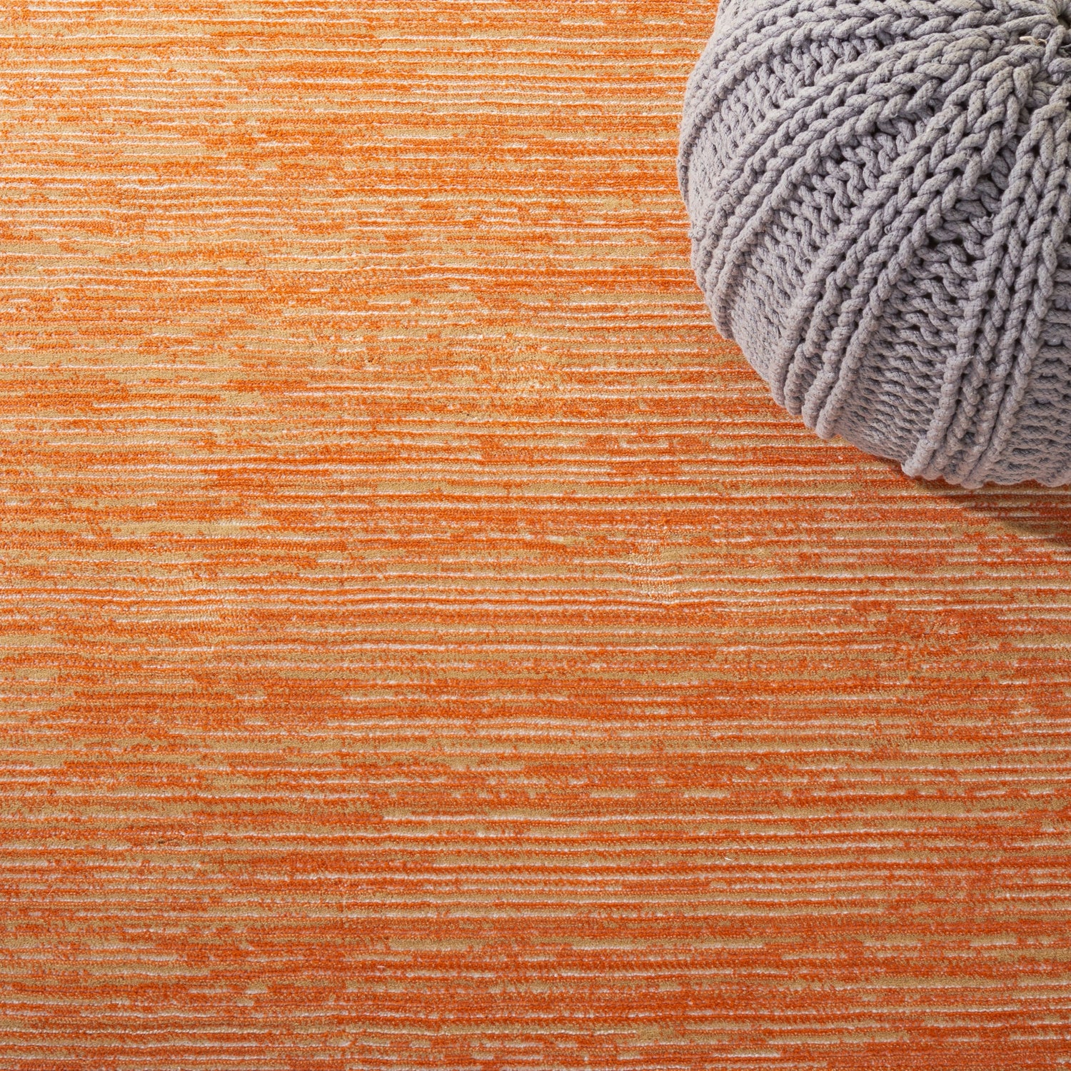 Safavieh Vision Vsn606P Orange Rug.
