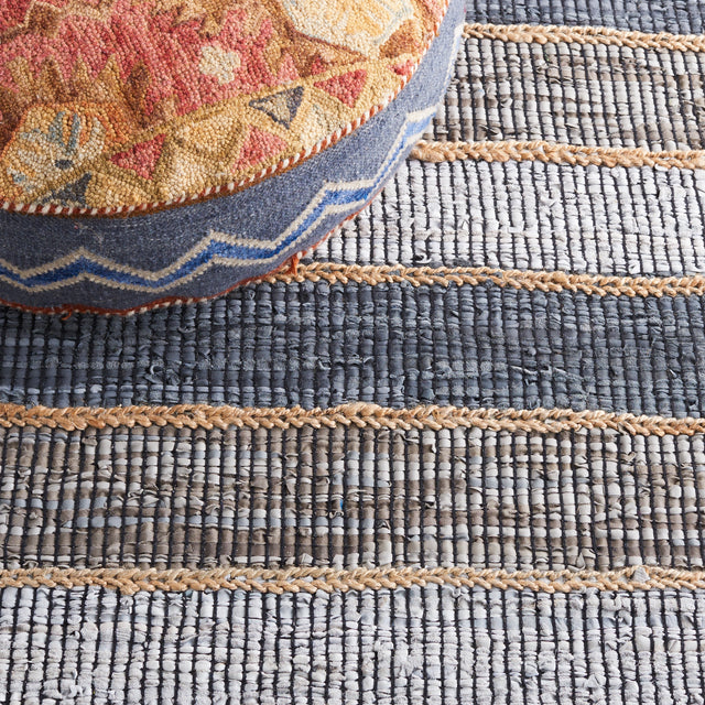 Safavieh Vintage Leather Vtl206F Grey/Natural Rug.