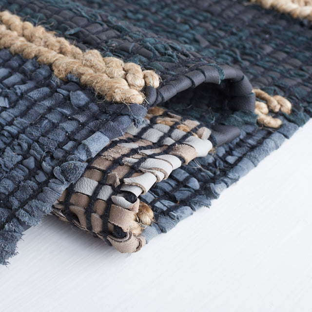 Safavieh Vintage Leather Vtl206Z Black/Natural Rug.