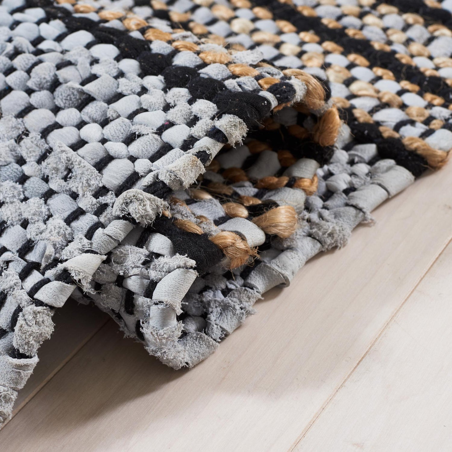 Safavieh Vintage Leather Vtl601G Silver/Natural Rugs.
