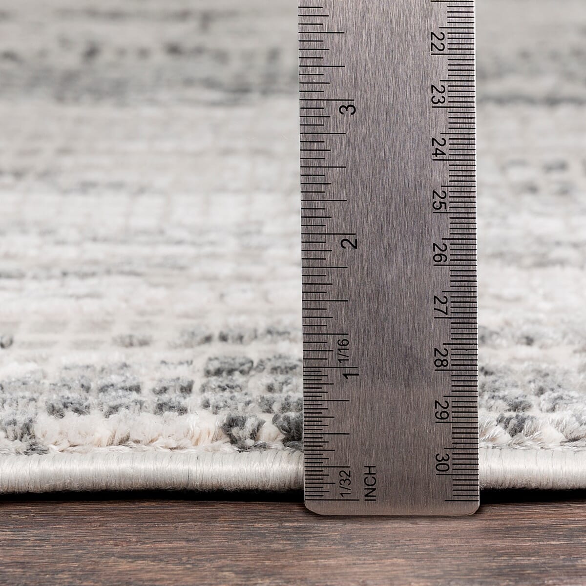 Surya Aisha Ais-2304 Medium Gray, Charcoal, Light Gray Rugs.