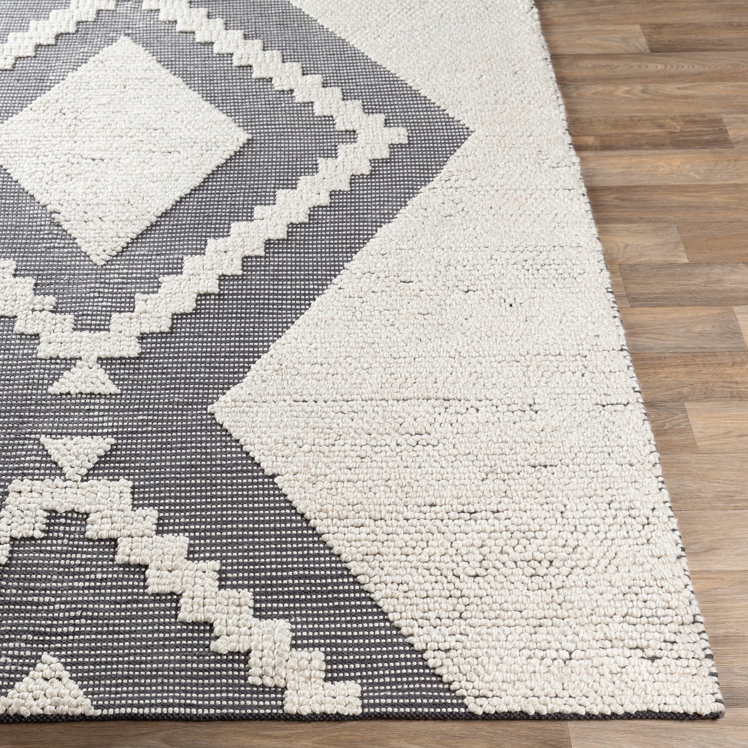 Surya Azalea Aza-2300 Charcoal, Ivory Rugs.