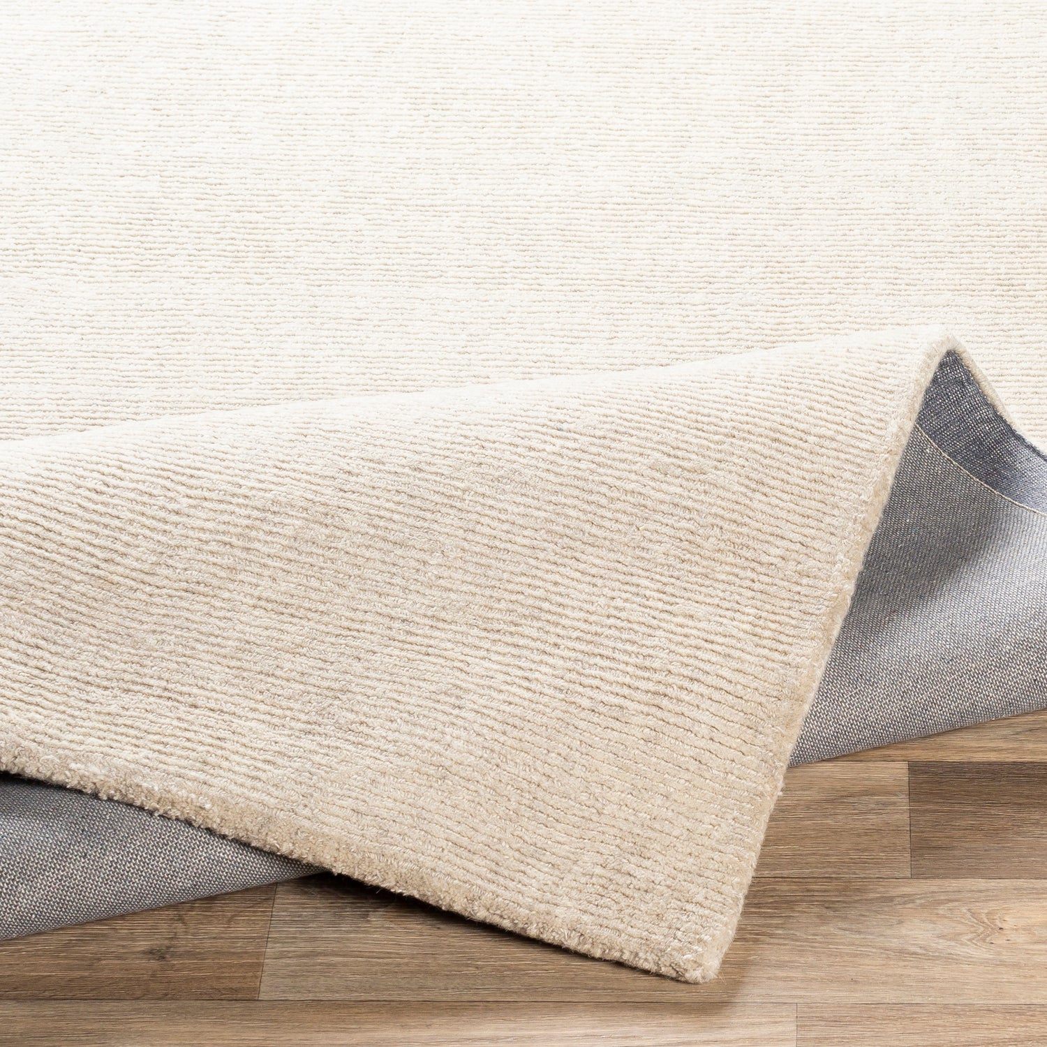 Surya Bari Bar-2300 Ivory Rug.