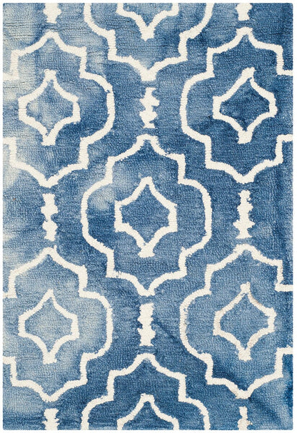 Safavieh Dip Dye Ddy538K Blue / Ivory Geometric Area Rug