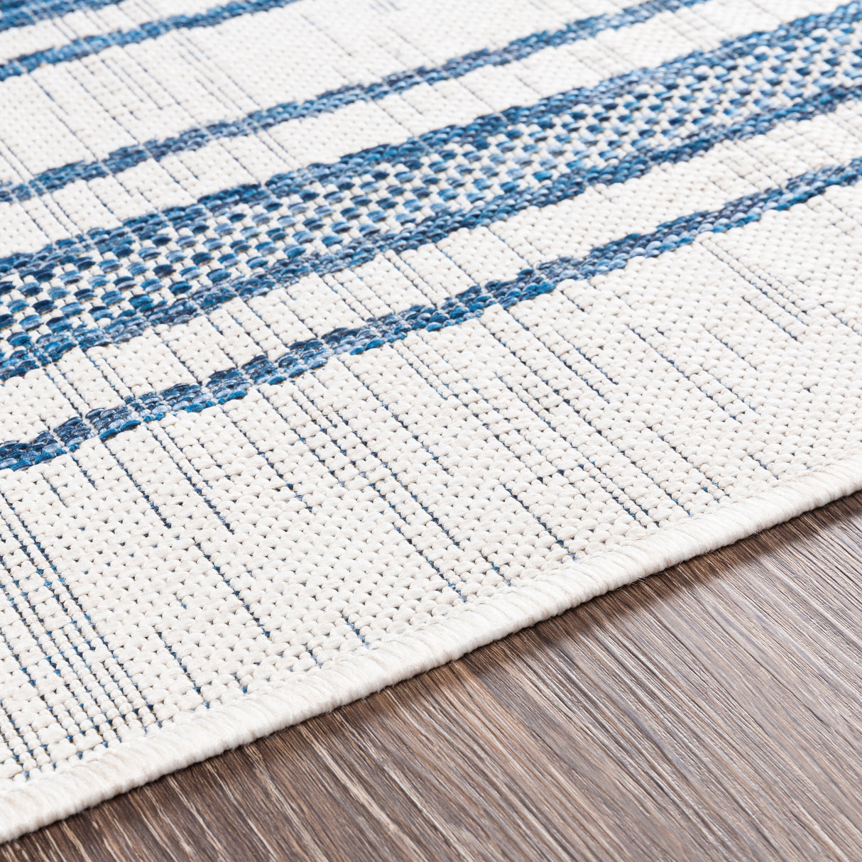 Surya Eagean Eag-2351 Bright Blue, Navy, Pale Blue, White Rugs.