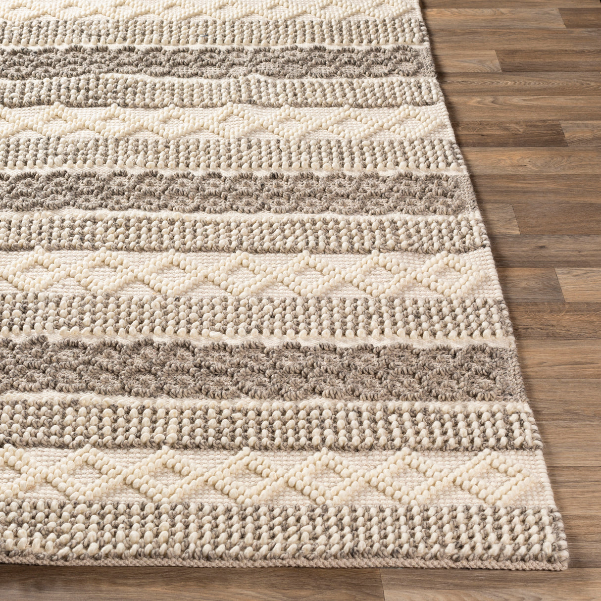 Surya Farmhouse Neutrals Fls-2301 Cream, Ivory, Charcoal, Khaki Rugs.