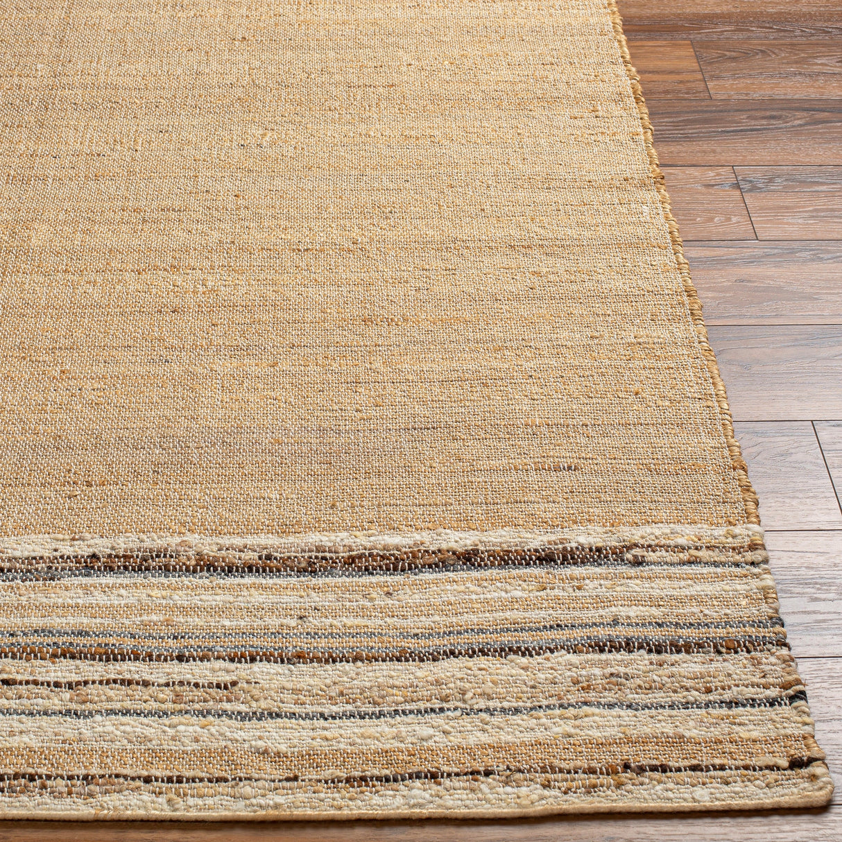 Surya Geneva Gnv-2300 Brown Rug.