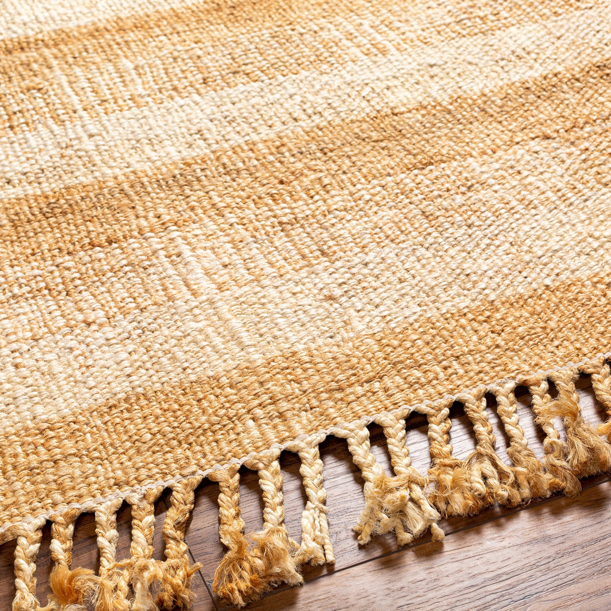 Surya Jasmine Jam-2305 Tan & Ivory Rug.