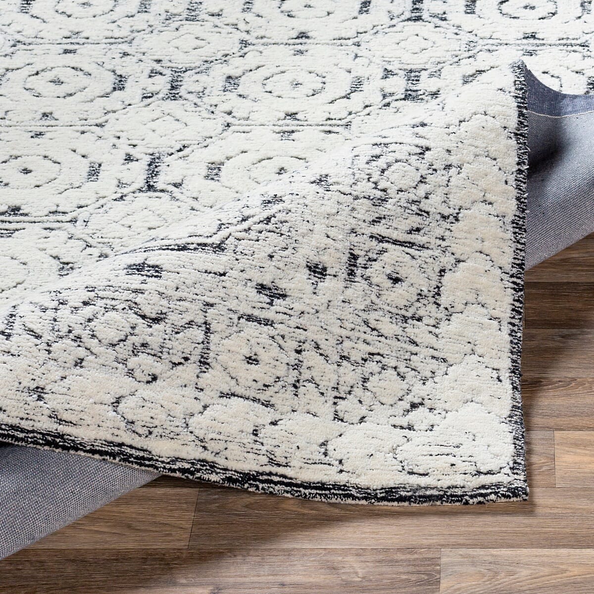 Surya Louvre Lou-2303 Black, White, Cream Rugs.