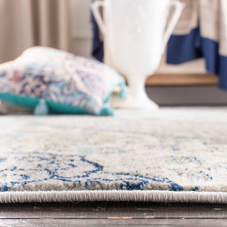 Safavieh Madison Mad153F Light Grey / Blue Rugs.