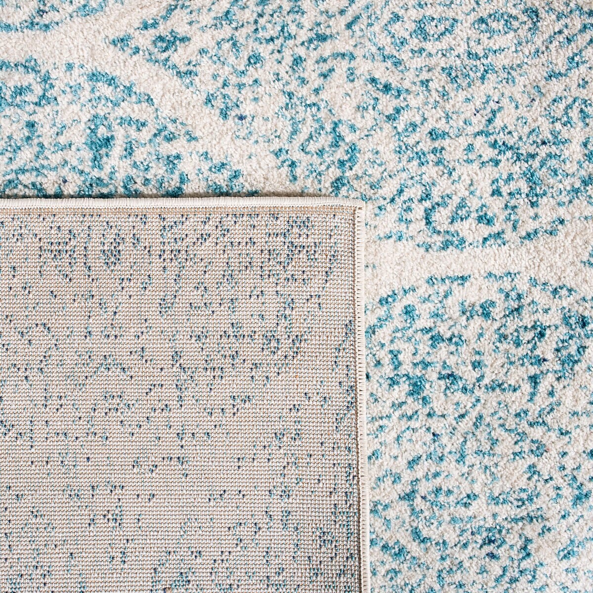 Safavieh Madison Mad604E Cream/Turquoise Rug.