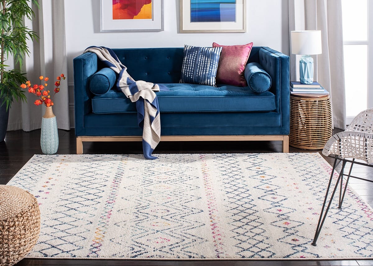 Safavieh Madison Mad798B Ivory / Navy Rugs.