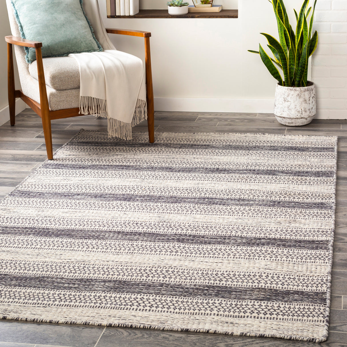 Surya Mardin Mdi-2301 Black, Ivory Rugs.