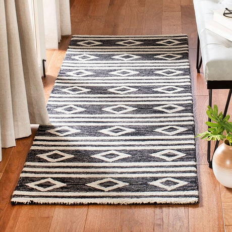 Safavieh Micro Loop Mlp153H Charcoal/Ivory Rug.
