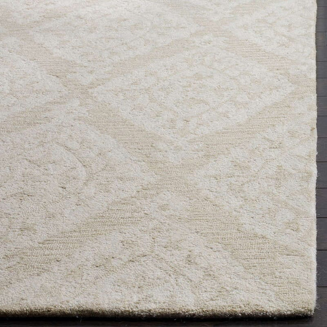 Safavieh Micro Loop Mlp210B Beige Rug.