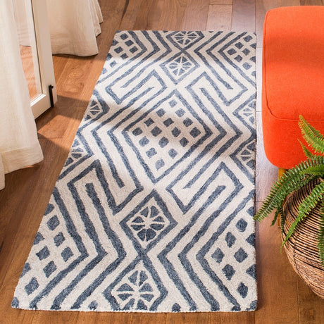 Safavieh Micro-Loop Mlp611M Blue / Ivory Rugs.