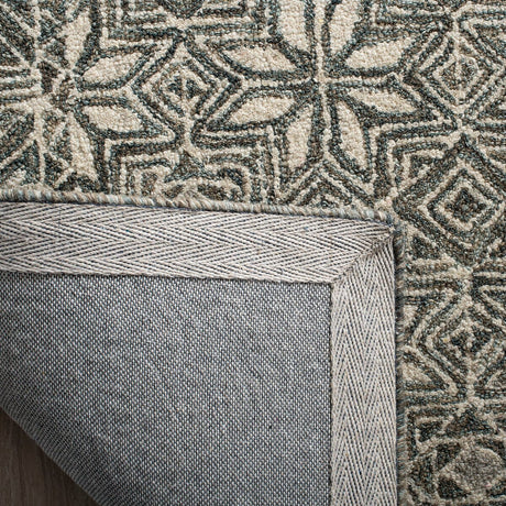 Safavieh Micro-Loop Mlp802M Blue / Ivory Rugs.