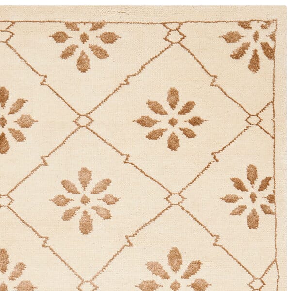 Safavieh Mosaic Mos154A Cream / Light Brown Rugs.