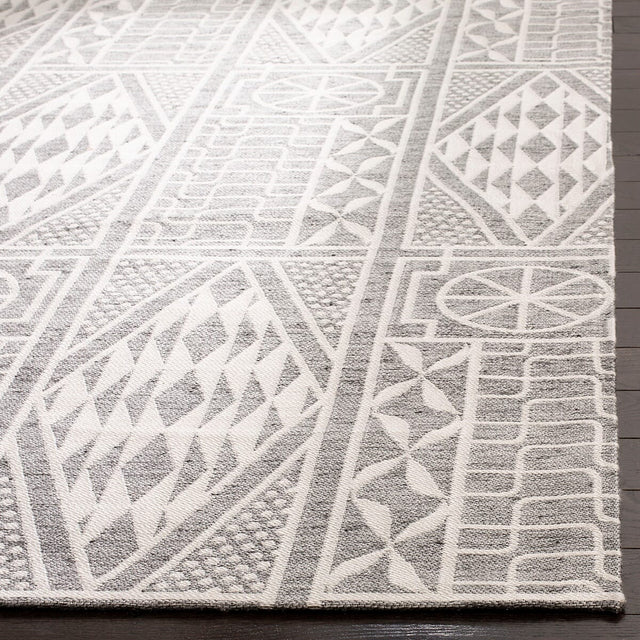 Safavieh Marbella Mrb609F Grey / Ivory Rugs.