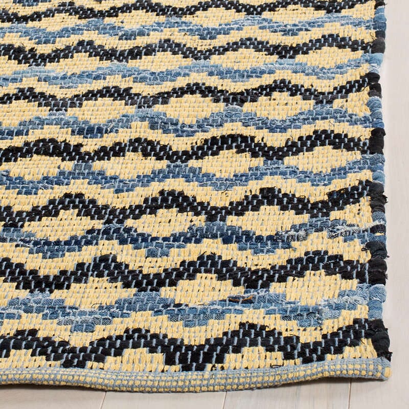 Safavieh Montauk Mtk120D Gold / Blue / Black Rugs.