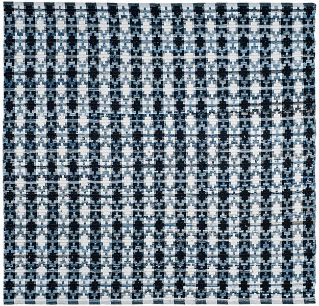 Safavieh Montauk Mtk123A Ivory Blue / Black Rugs.