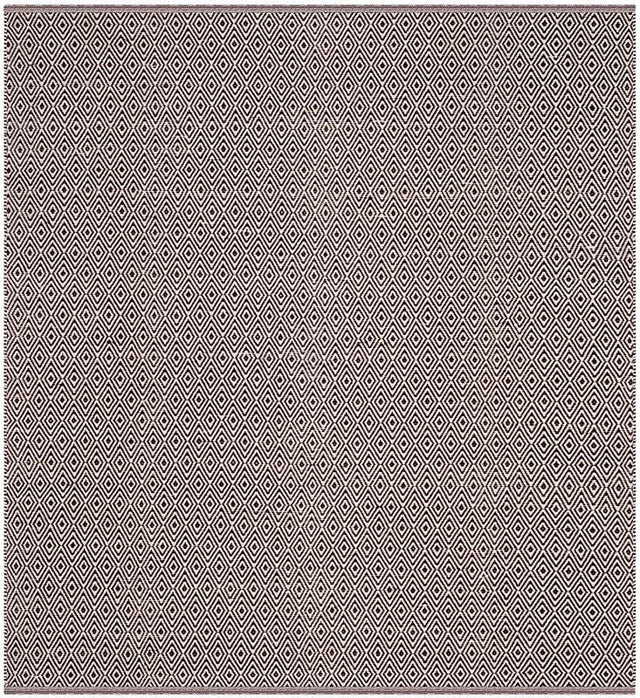 Safavieh Montauk Mtk515M Ivory / Chocolate Rugs.