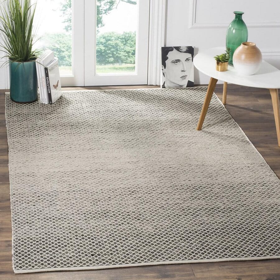 Safavieh Montauk Mtk601A Black/Ivory Rug.