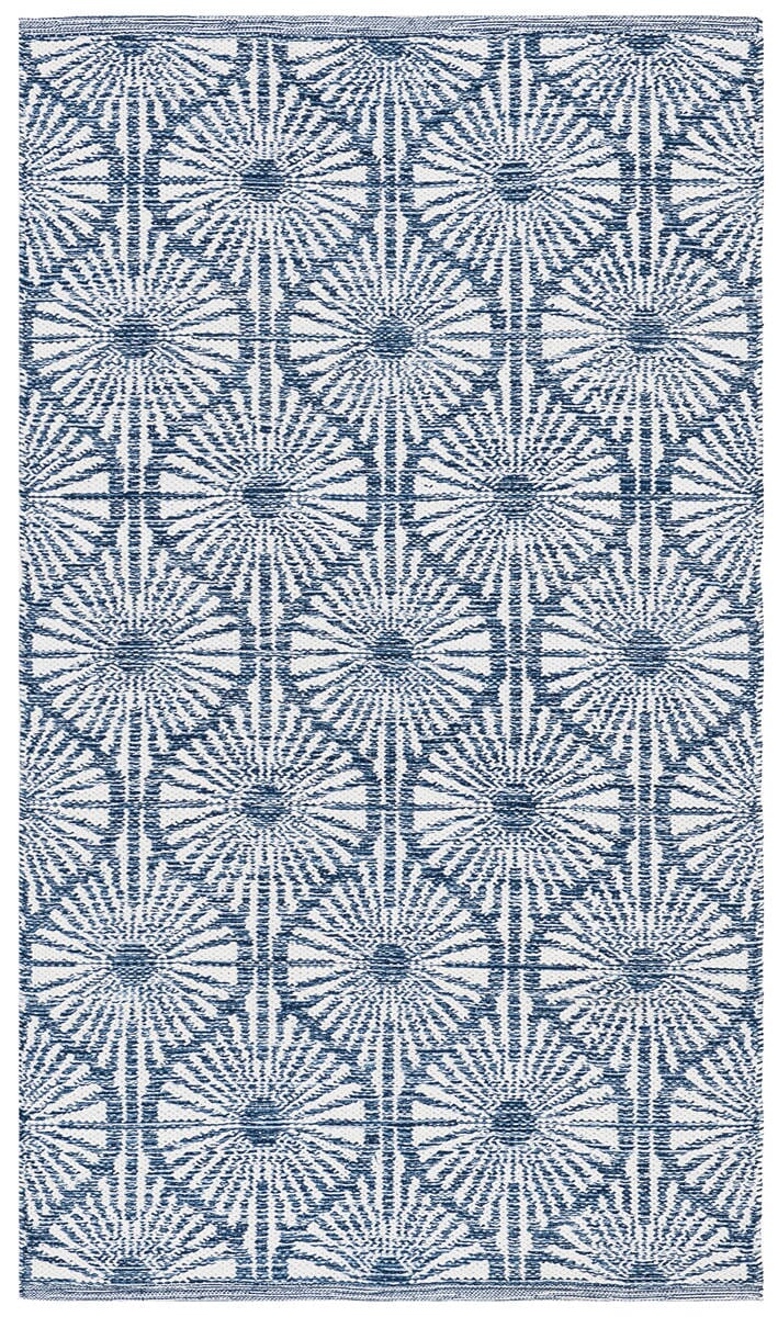 Safavieh Montauk Mtk606C Navy / Ivory Rugs.