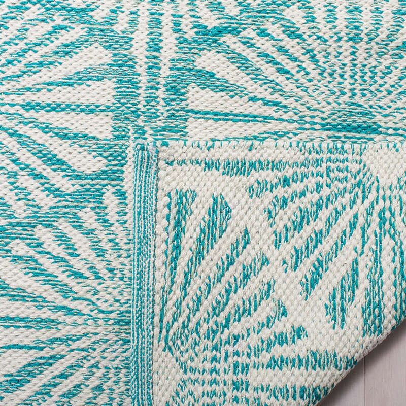 Safavieh Montauk Mtk606H Aqua / Ivory Rugs.