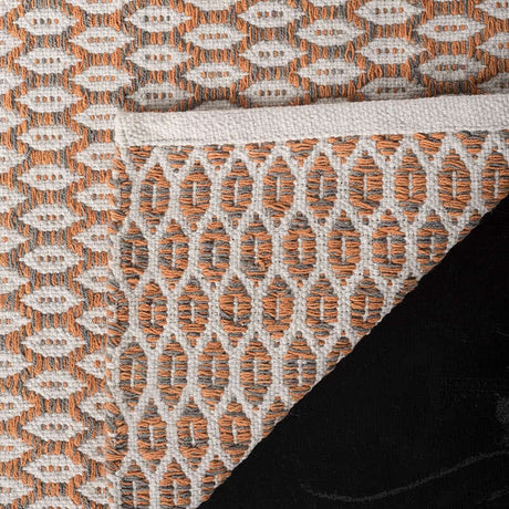Safavieh Montauk Mtk608D Orange/Ivory Rug.